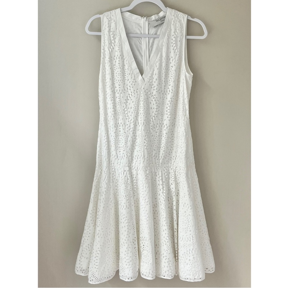 Valentino Roma | White Sleeveless Laser Cut Floral Drop Waist Flare Spa Dress